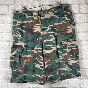 Foot Locker Green Camo Men's Cargo Shorts 38 Adjustable Waist 8-Pocket